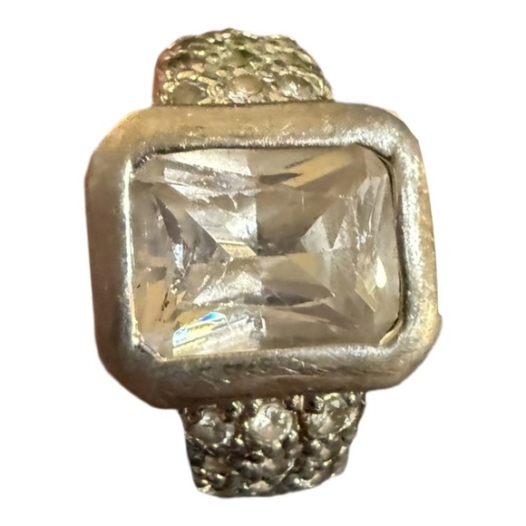 Sterling Silver 925 Cushion-Cut Clear Stone Ring Size 8 Elegant Cocktail - Picture 3 of 5